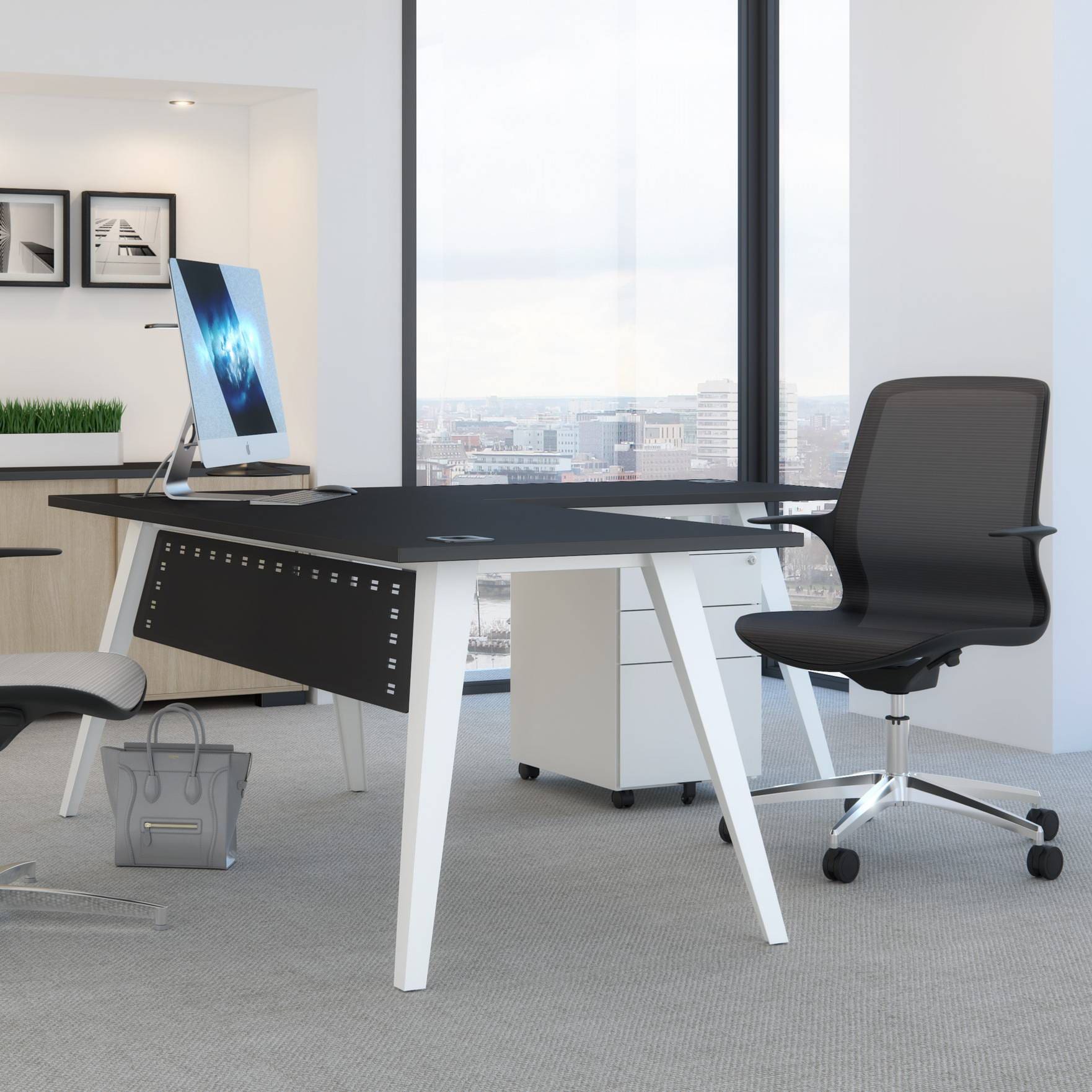 Reflex Desk Range