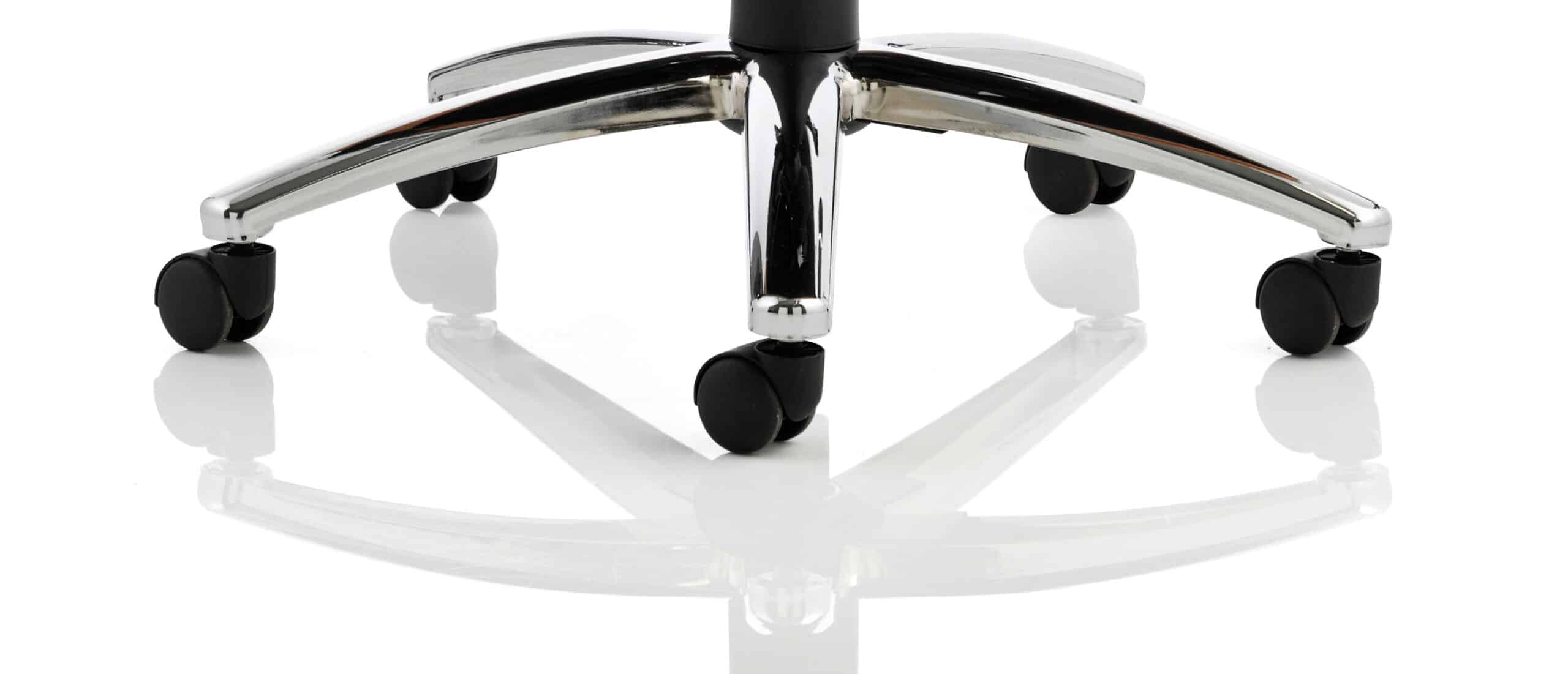 Classic Executive Office Chair with Arms - Image 10