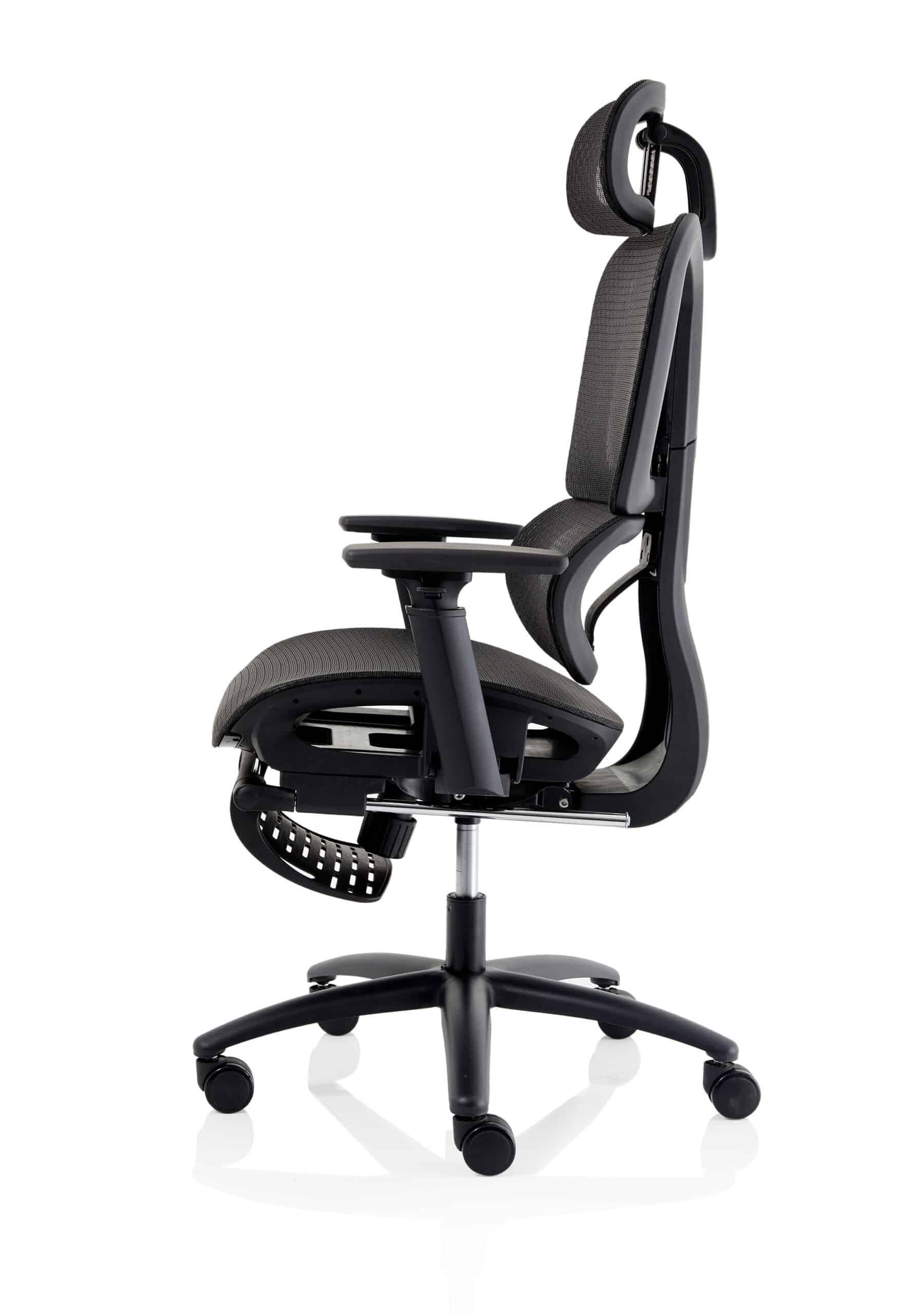 Horizon Executive Mesh Chair With Height Adjustable Arms and Footrest - Image 4